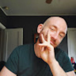 Meet your Posher, Theo